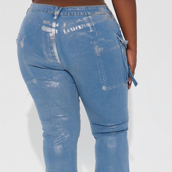 Fashion Nova Foil Bootcut Cargo Jean Size 22 - Picture 2 of 4
